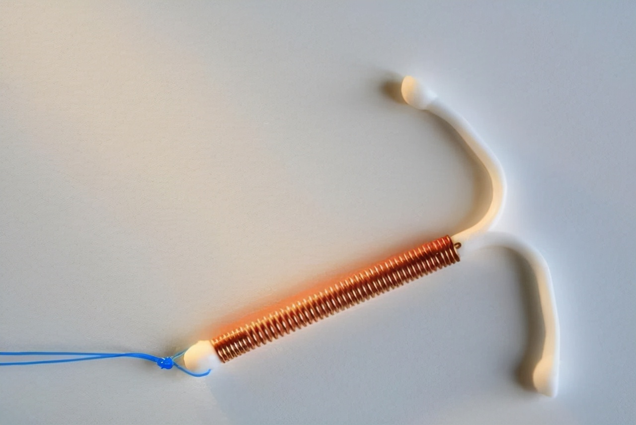 为什么月经过后还有褐色分泌物,为什么月经结束了还有褐色分泌物