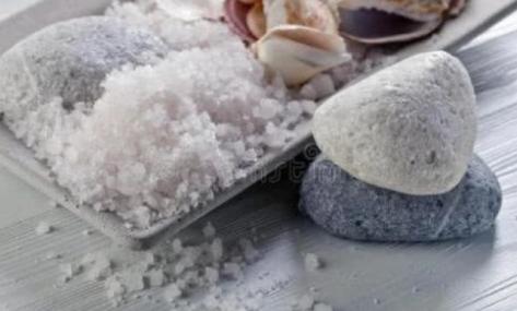 毛孔上的螨虫怎么排出来,毛孔粗大黑头螨虫怎么处理