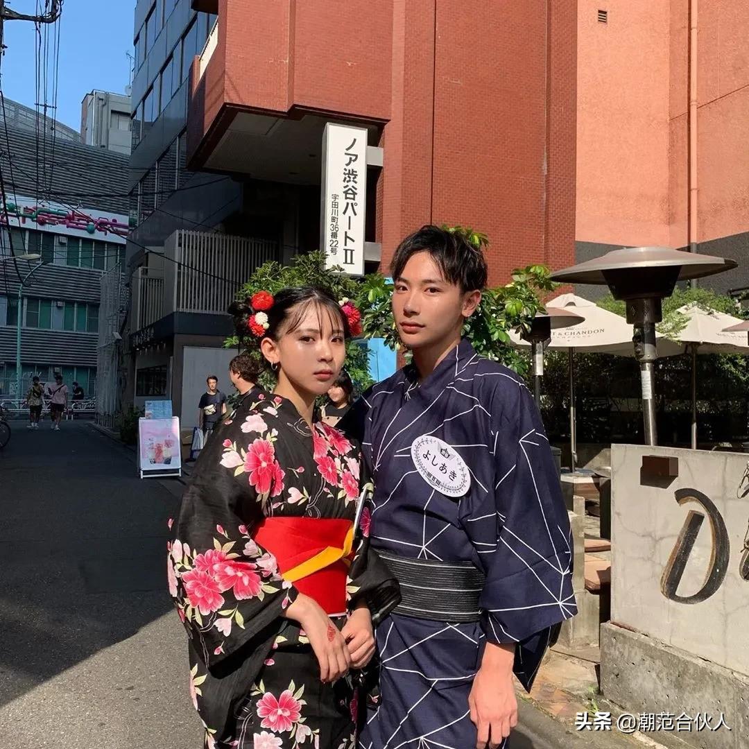 楂樹釜瀛愭儏渚ｆ挒鑹茬郴绌挎惌,鎾炶～鍑犵巼鏋佷綆鎯呬荆绌挎惌蹇冩満璧锋潵