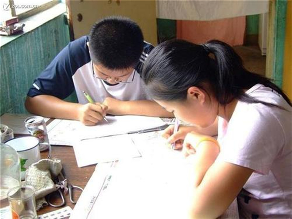 娃放学后怎么安排学习,孩子放学后如何鼓励孩子