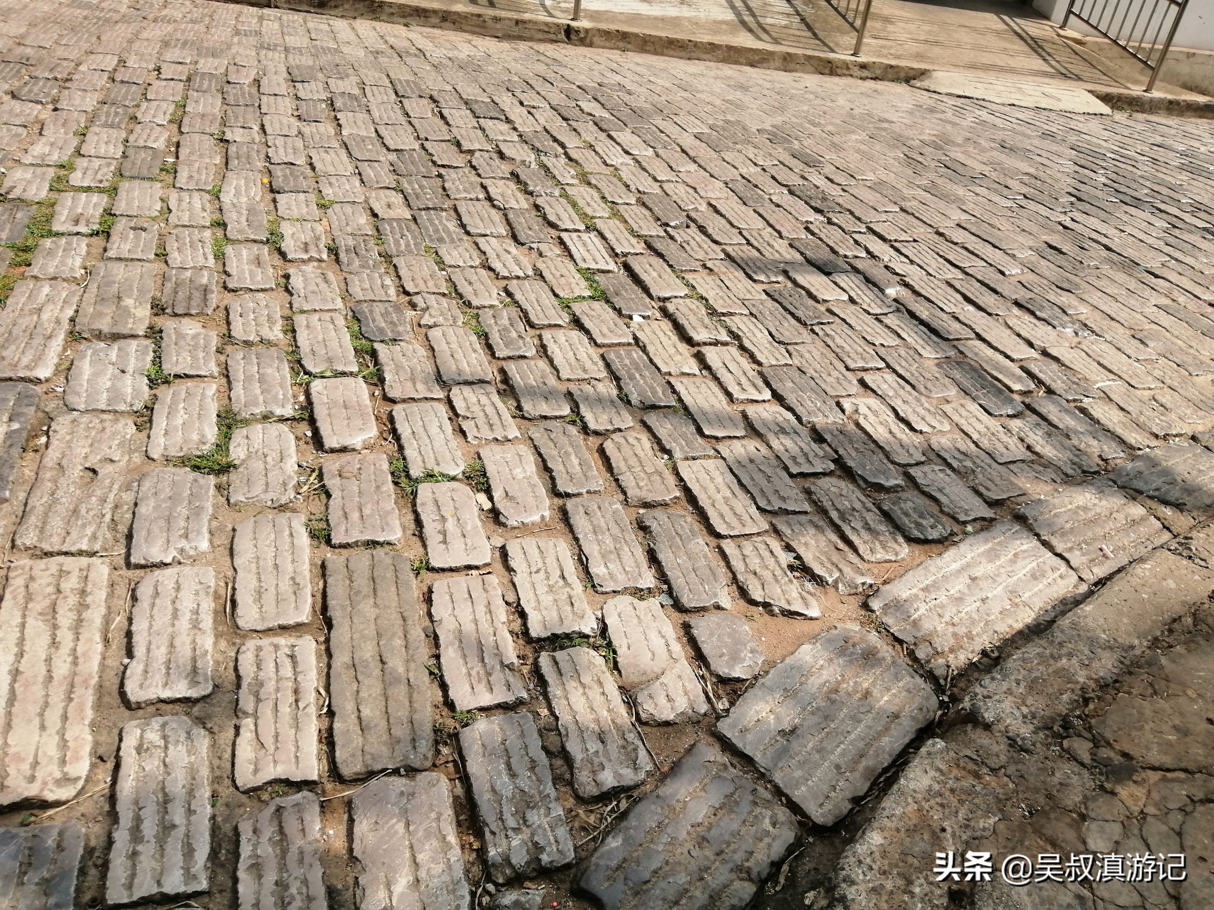 昆明明城墙历史,探寻昆明古城的历史和文化