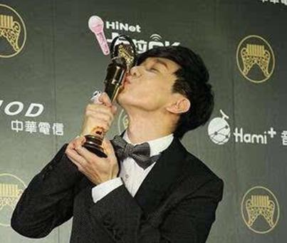 林俊杰吐槽薛之谦歌曲不收费,林俊杰谈收费歌曲