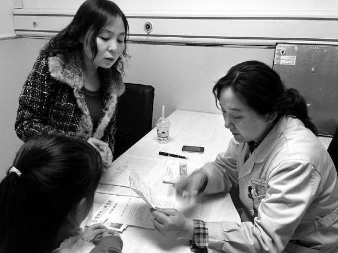 为什么孩子总说屁屁疼,孩子总说屁屁疼挂什么科