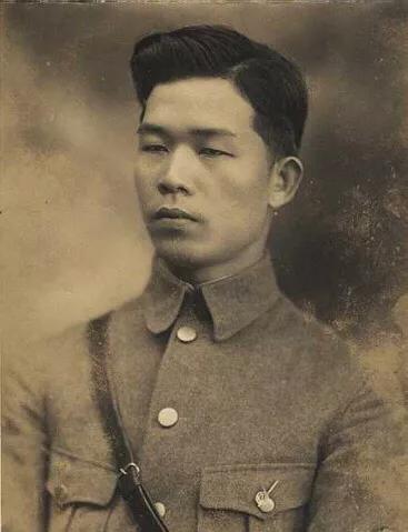 陈诚是否秘密加入“*三党第**”，又忘恩负义出卖好友邓演达？