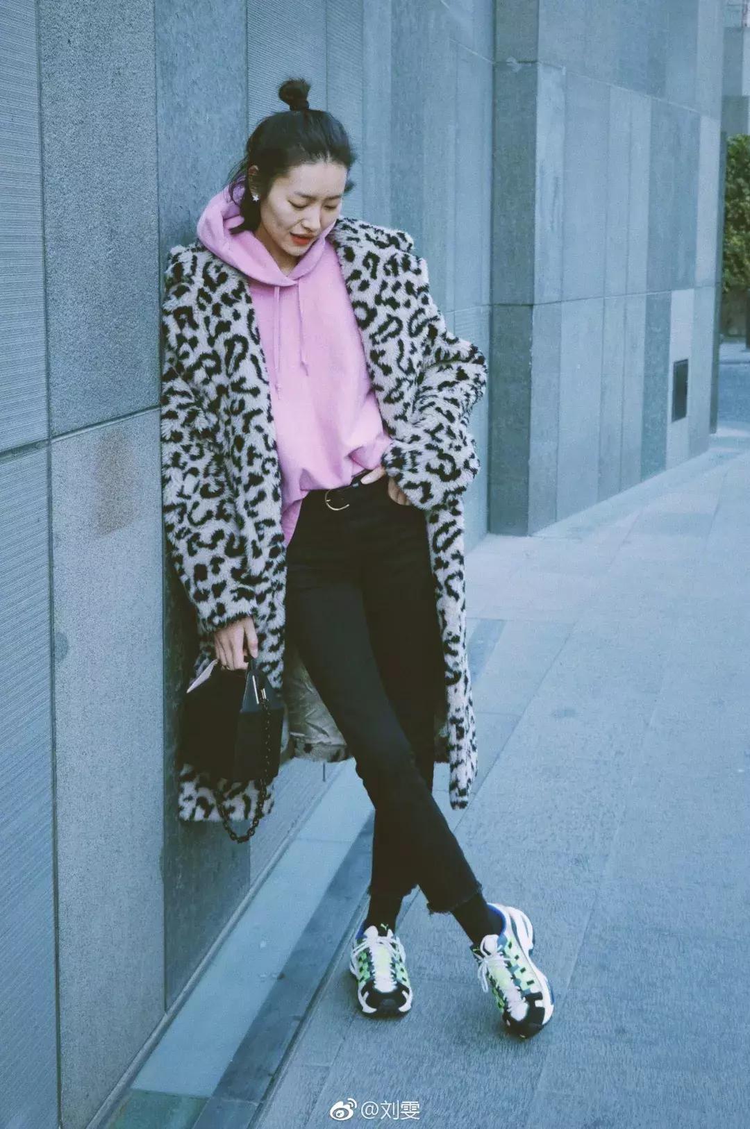 1000左右的包包品牌推荐,1000块钱能买什么大牌的包