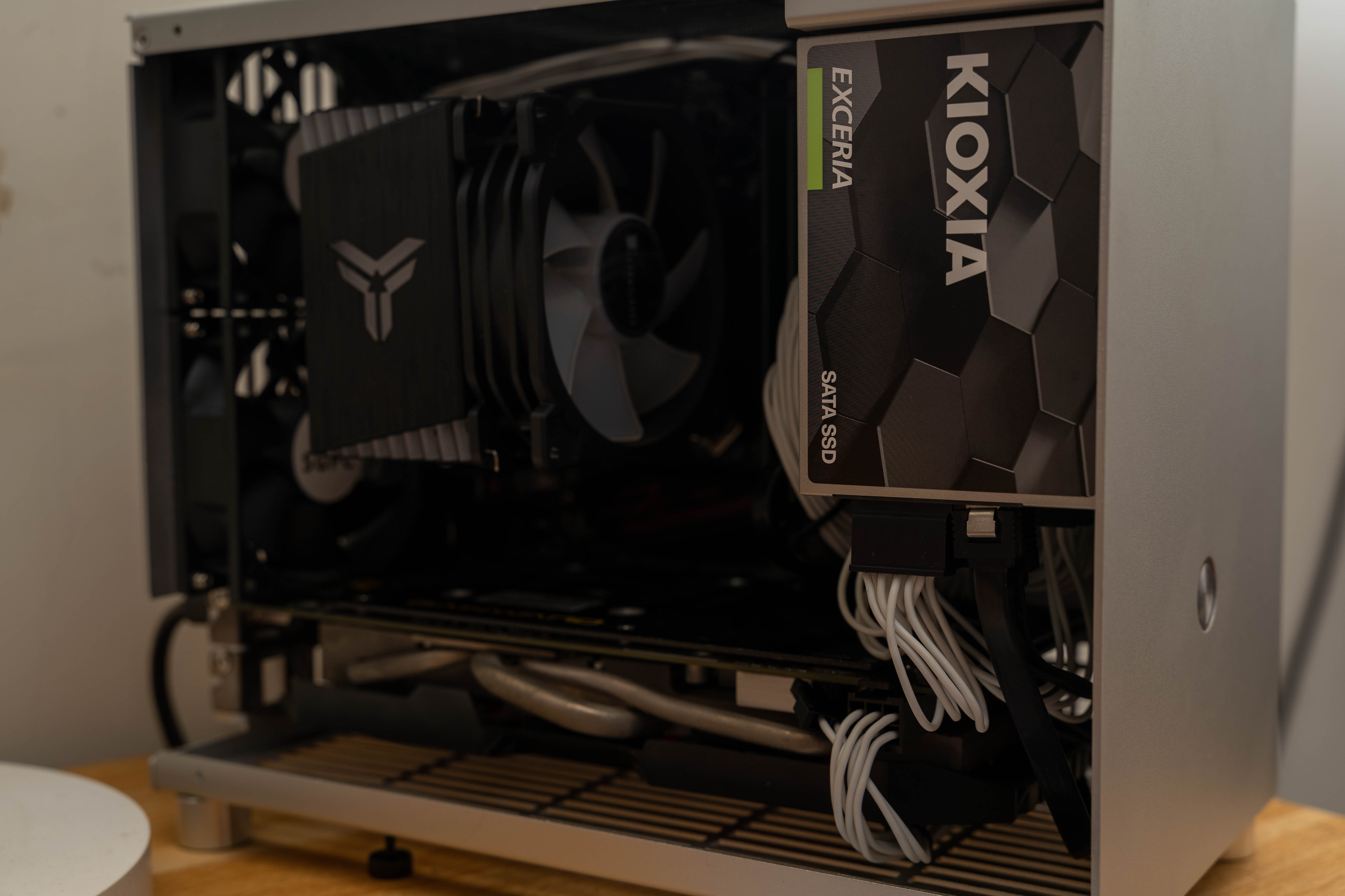 东芝铠侠固态硬盘评测,东芝铠侠固态是几线品牌