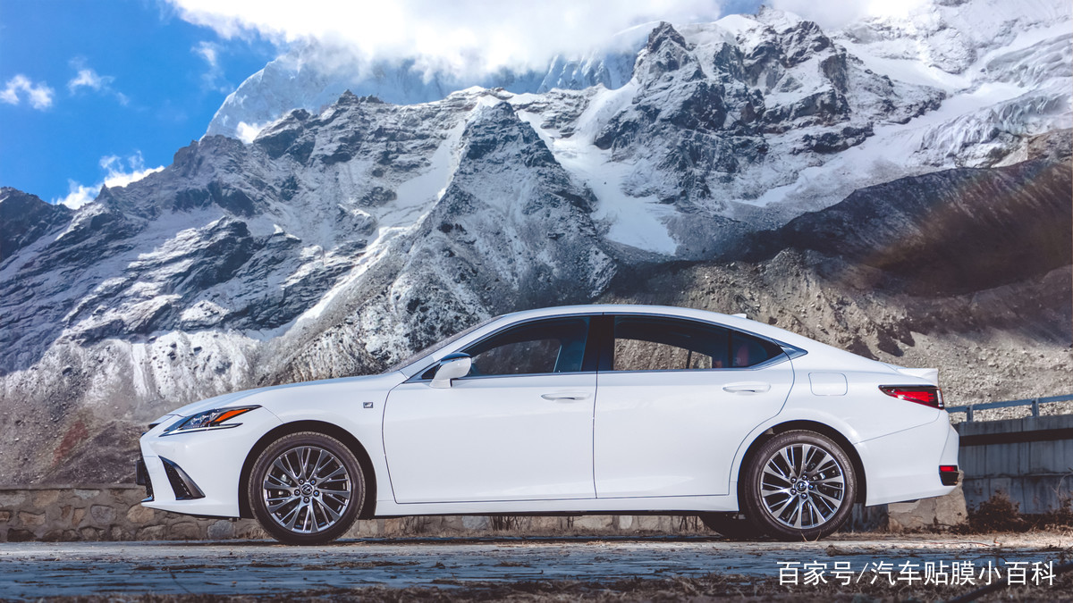 汽车贴膜后多少小时能开窗,奔驰汽车贴膜需要多久可以开窗