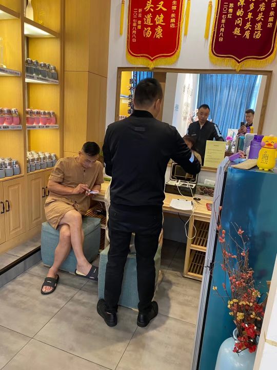 为什么越来越多的人喜欢理疗店,为什么头疗店越来越多