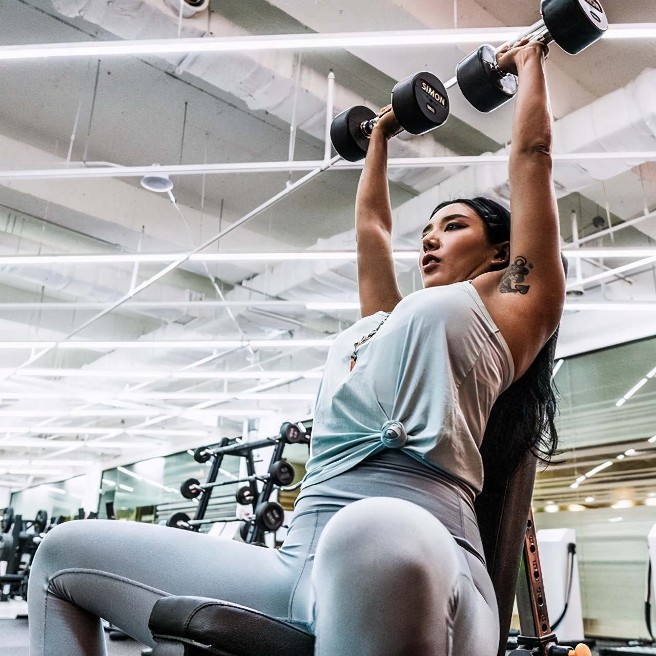 她是韩国第一美臀女王!总统私人教练!柔美与性感并存的完美女神