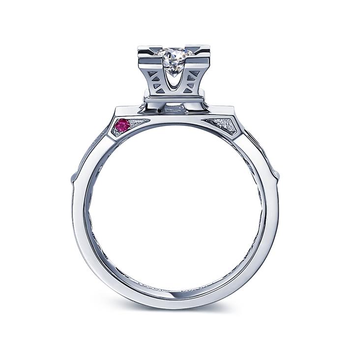 买求婚钻戒要注意哪些事项,买求婚钻戒多少钱合适