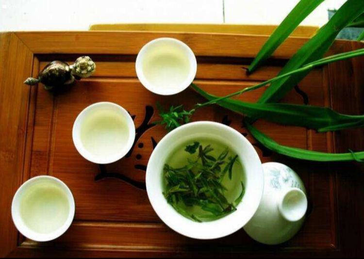 经常喝龙井茶对身体有什么好处,长期喝龙井茶对身体有什么益处呢
