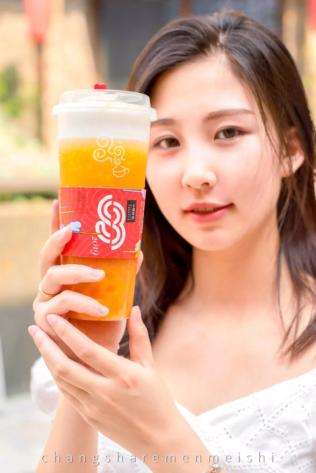 四云奶盖贡茶天鸿店,请全城喝奶茶