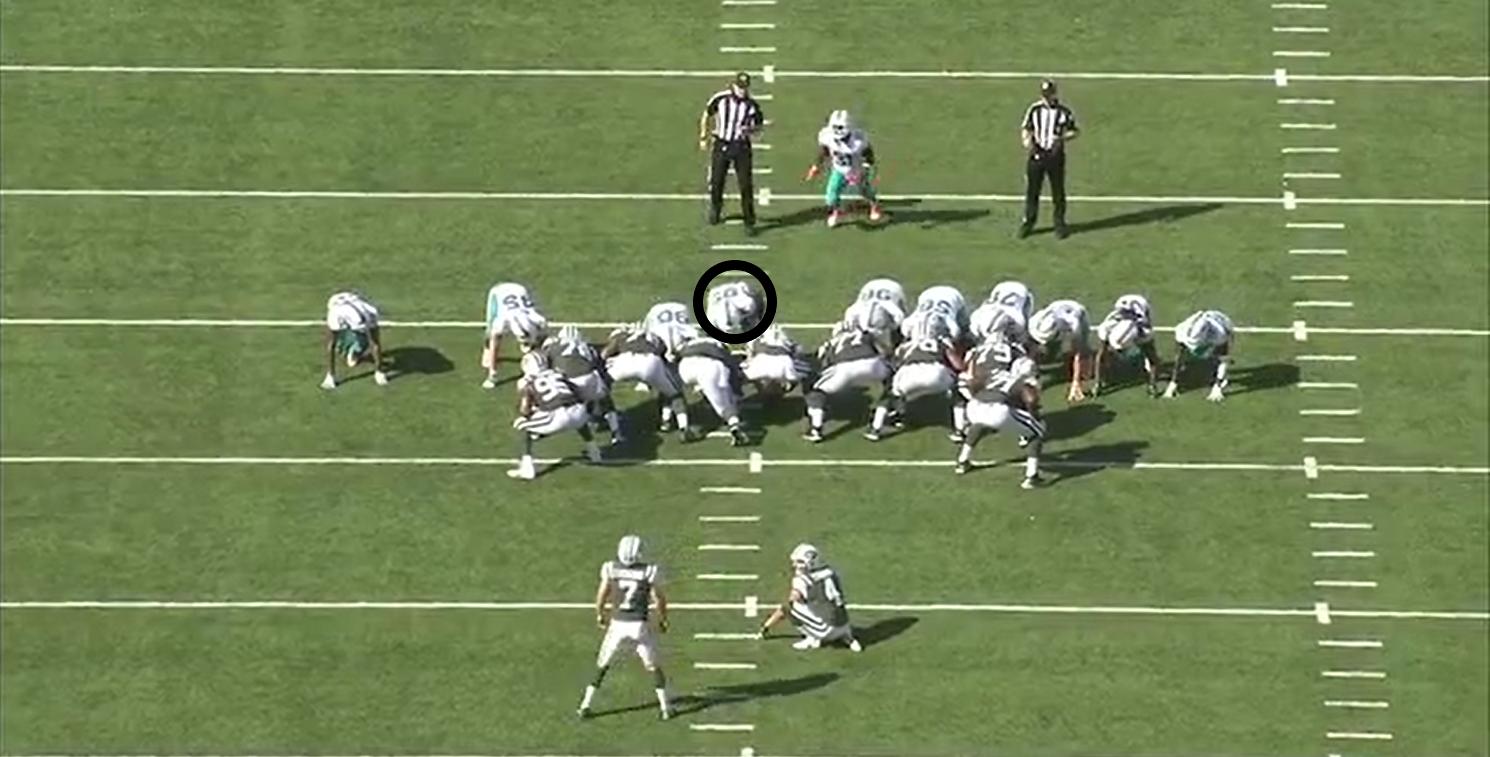 nfl美式橄榄球进攻组阵型简介,nfl橄榄球规则介绍