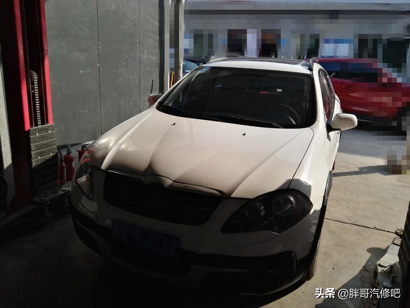 胖哥两百万收奥迪rs6,胖哥收车2万元