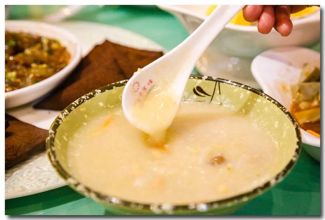 安阳最好的夜市推荐,安阳钟楼夜市一条街