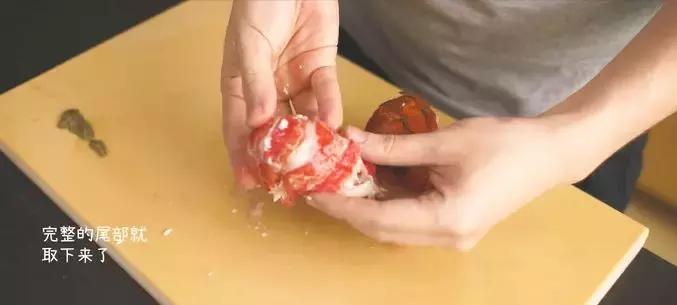 龙虾汤泡饭太美味了,吃龙虾剩下的汤泡饭