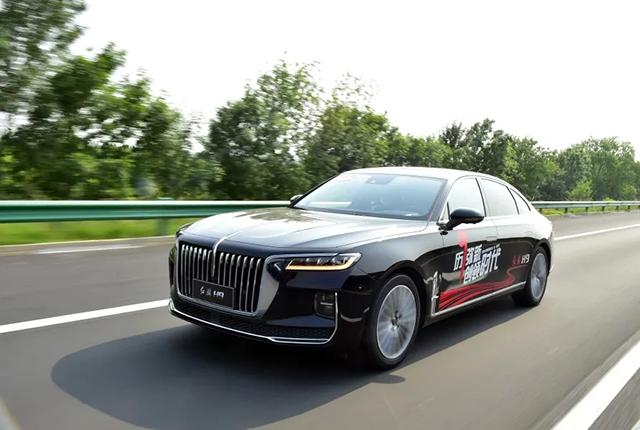 「汽车人」全擎向上，红旗半年报再创新高