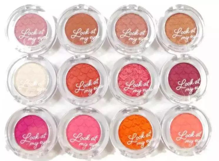 人手一款的单品,人手一件的单品