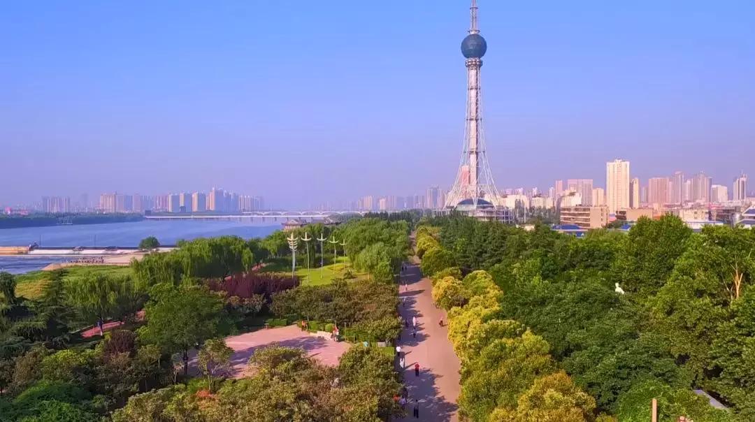 一个正在崛起的区域,一个崛起的城市