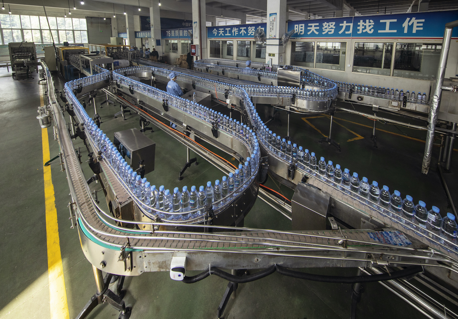 四川蓝剑饮品集团上市,四川蓝剑饮品集团营业额