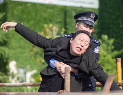 倪大红凭借都挺好得到了什么奖,都挺好中倪大红演的苏大强