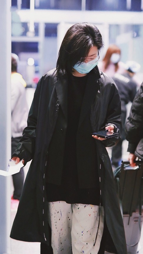 万茜潮流服饰,万茜近期同款裤子