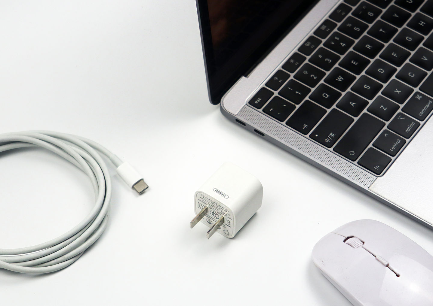 迷你氮化镓120w快充,氮化镓充电器120w机械革命