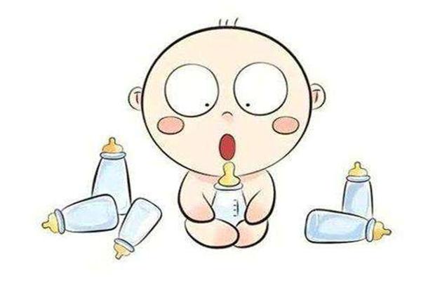 宝宝喝奶老是呛奶怎么办,宝宝喝奶比较急容易呛奶怎么办