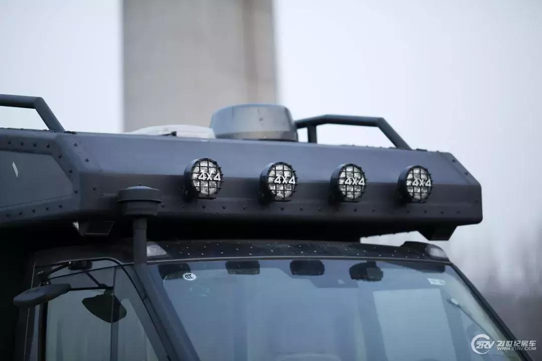 四驱带差速锁越野原厂房车,低顶四驱越野房车介绍