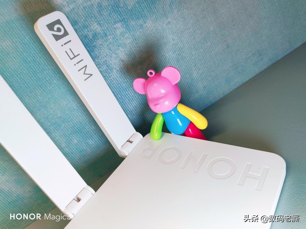 百兆带宽WiFi6路由无用?换上荣耀路由3SE后,后悔换的太晚了