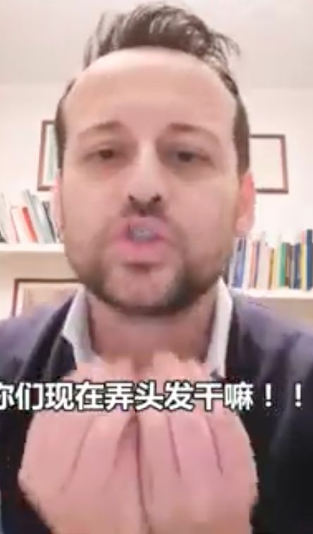 不愧是意大利人，意大利的市长们都快急死了，市民还要去弄头发！