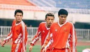 足球杨晨最近新消息,中国5大联赛第一人杨晨