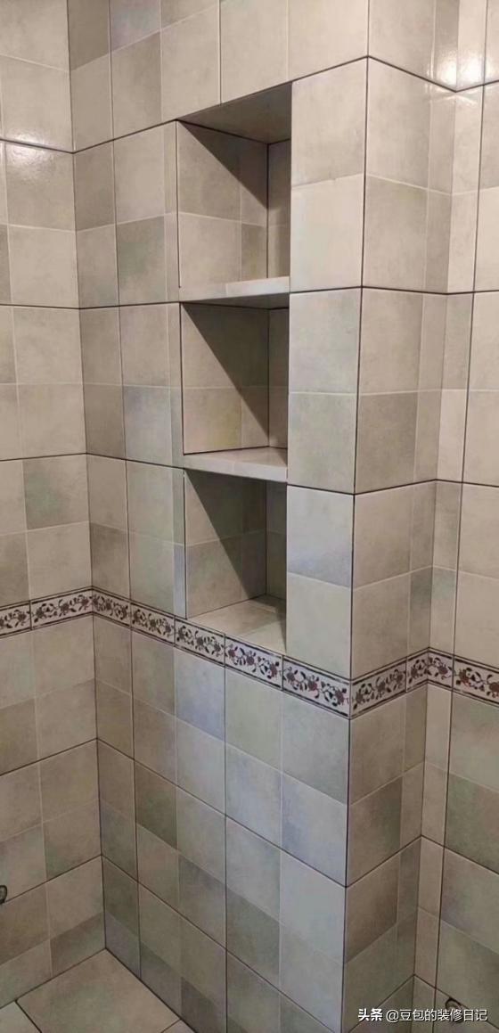 瓷砖做橱柜还是木板做橱柜,家庭装修用什么板材做衣柜橱柜好