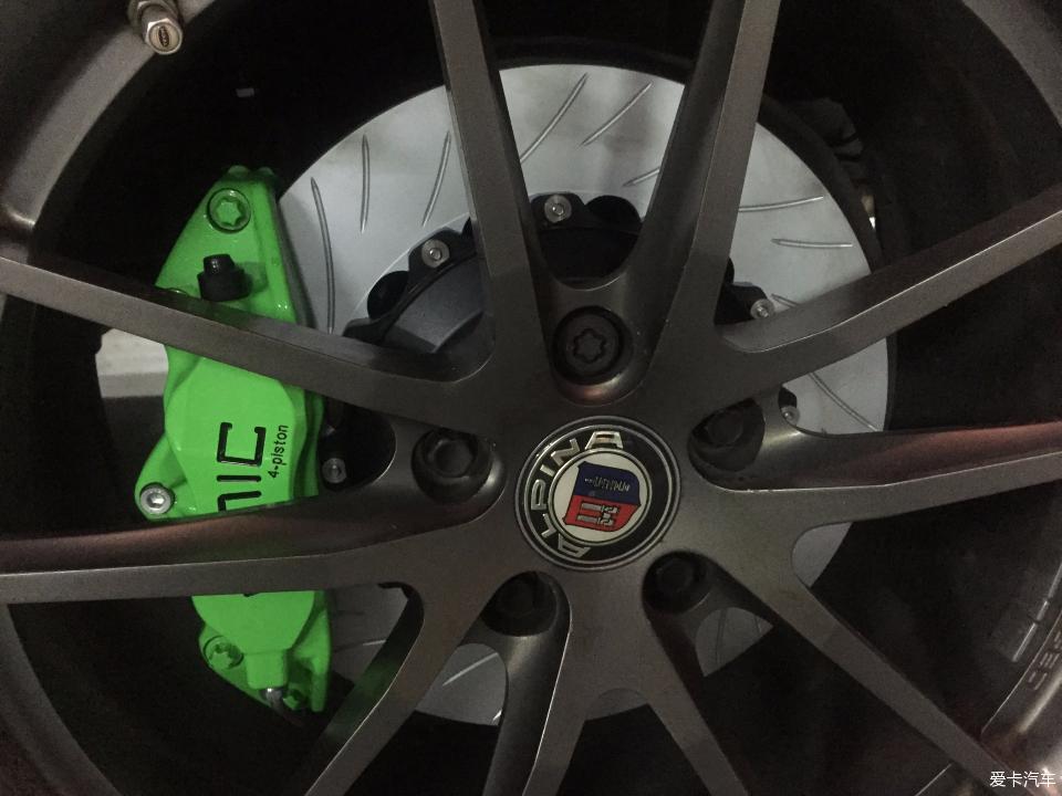 宝马3系换tei刹车,宝马3系的自动刹车功能测试