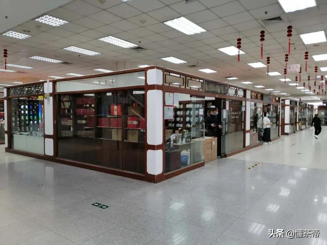 北京疫情下的街道冷清,实拍疫情之下的北京商场