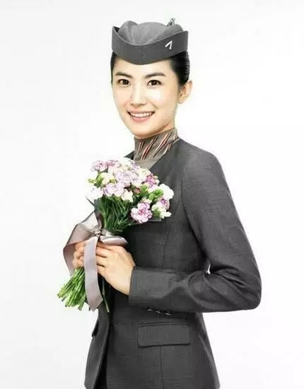 世界航空公司空姐制服,世界航空服