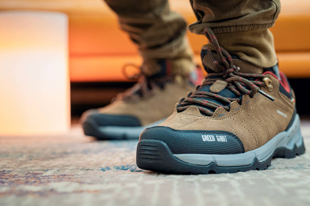 公认脚感最好的10双登山徒步鞋,久走不累脚的徒步鞋测评