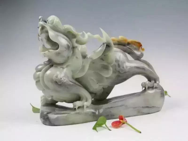 李嘉诚貔貅阵,李嘉诚办公室摆88只貔貅