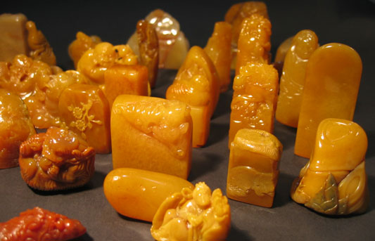 田黄石是玉石吗,田黄石资料图片