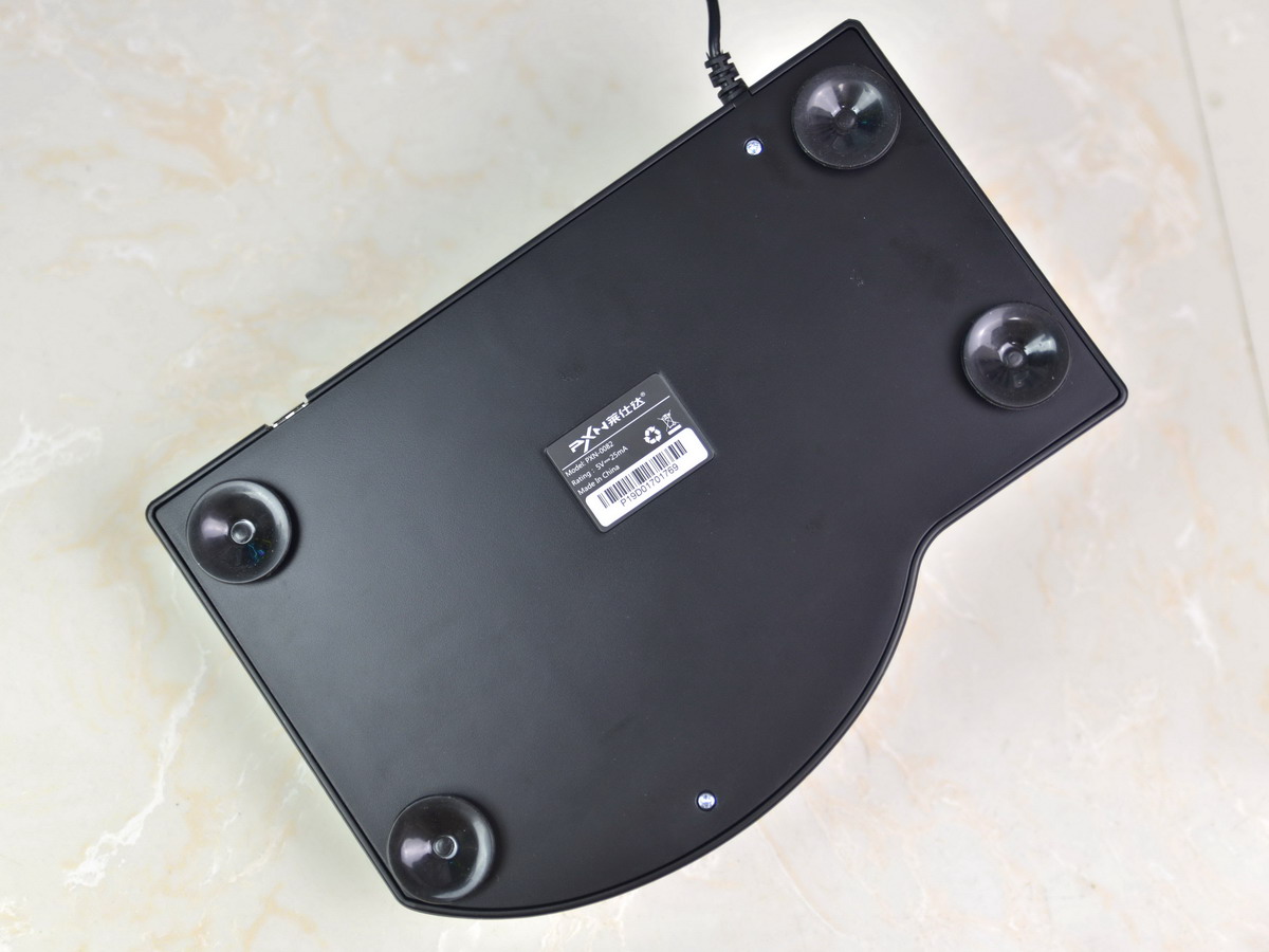 格斗游戏和模拟器,莱仕达pxn-0082怎么连接电脑