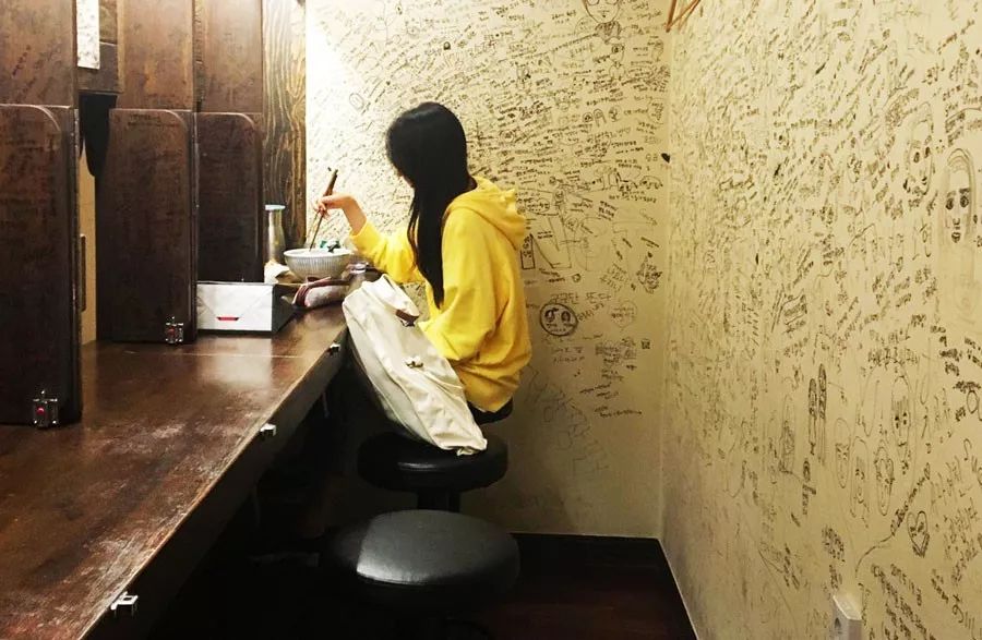 世界上第一个已经灭亡的国家,世界唯一出生率0的国家