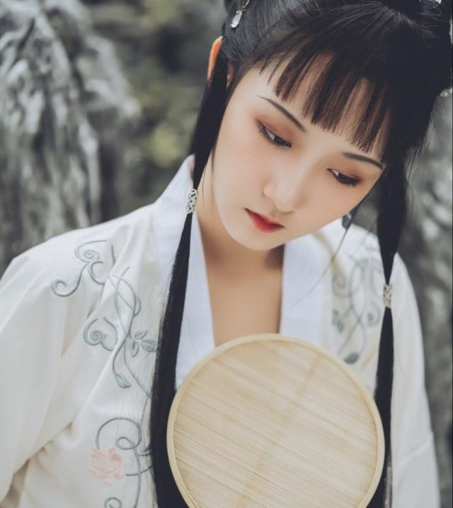 丹凤眼加杏眼加桃花眼的结合体,什么样的眼睛是桃花眼杏眼丹凤眼