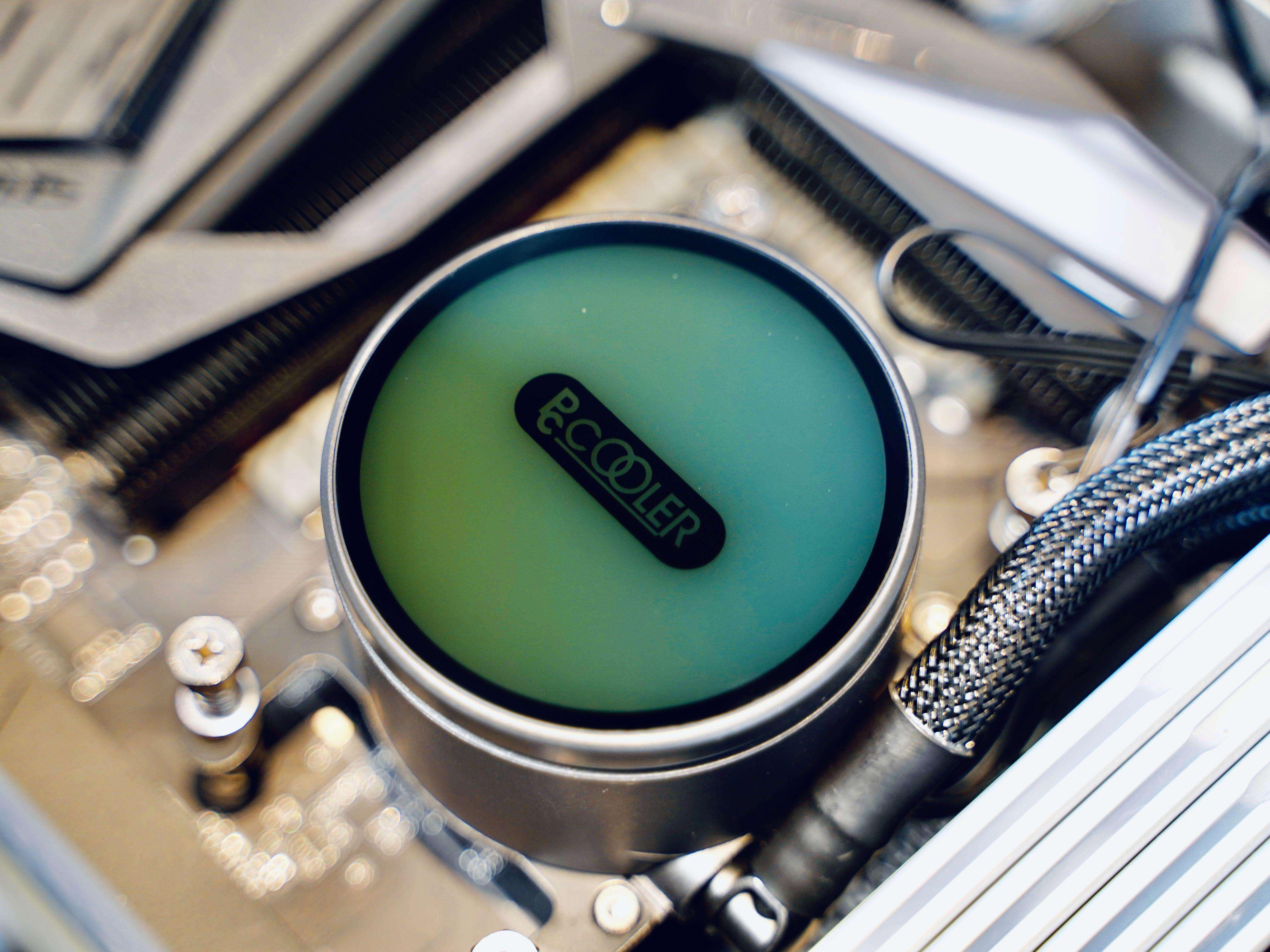 泰坦军团titanarmyp24h3g23.6英寸,一台iphone12的钱可以买什么