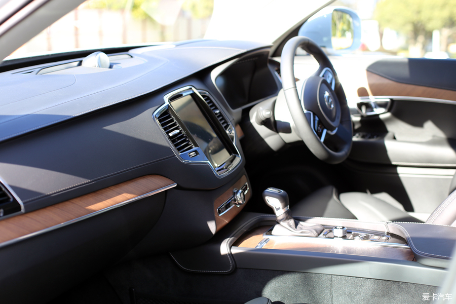 沃尔沃生日礼物,生日礼物沃尔沃xc60