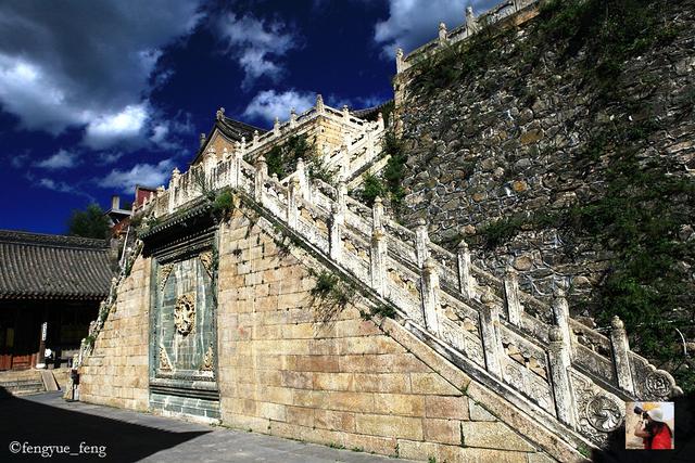 五台山高考祈福去哪几个寺庙,五台山寺庙烧香祈福平安
