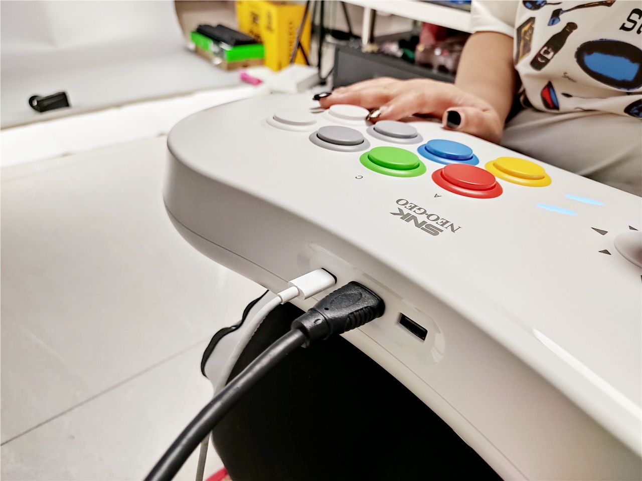 snkneogeo摇杆,snk游戏机neogeo手柄介绍