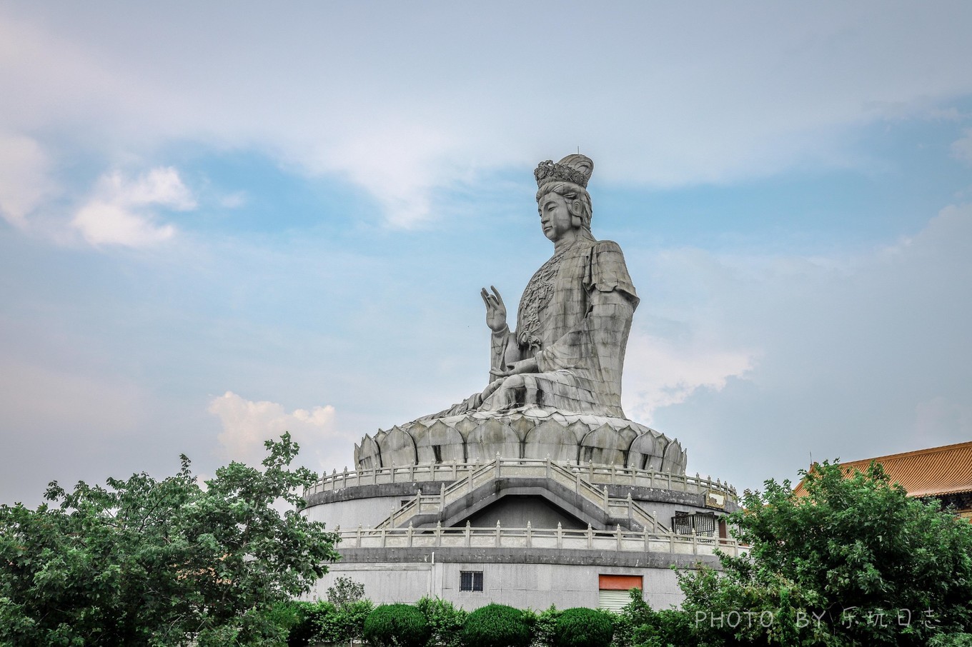 这里被称为广深后花园，每年夏天游人如织，有山有水的避暑胜地