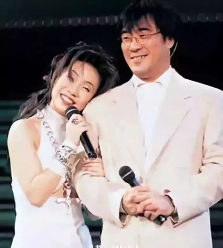 林忆莲李宗盛简介,林忆莲和李宗盛的当爱已成往事