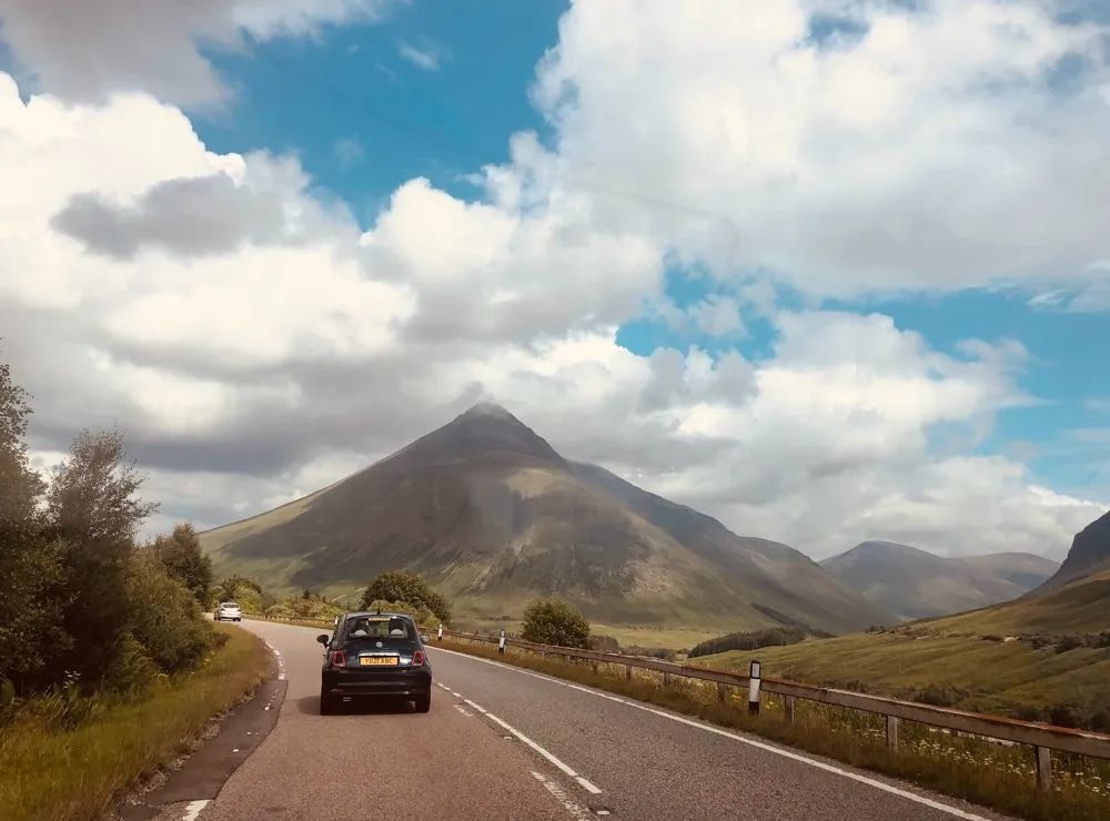 英国夜晚自驾,英国自驾游20000够吗