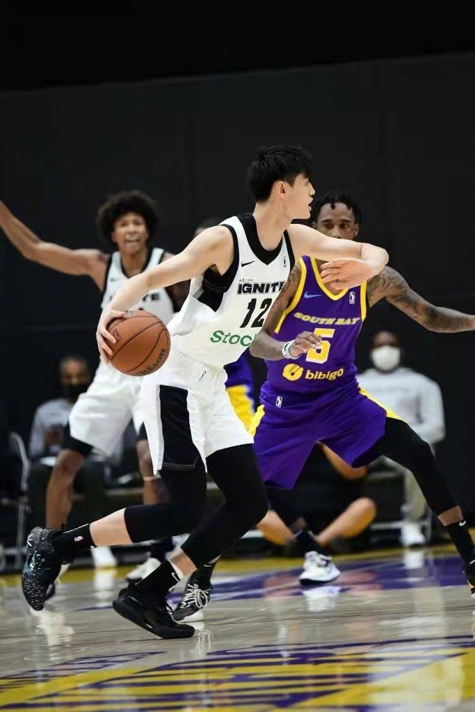 周琦和曾凡博天赋,曾凡博周琦